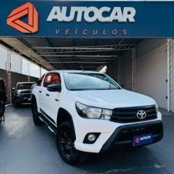 TOYOTA Hilux Caminhonete 2.8 16V 4P SR 4X4 DIESEL CHALLENGE CABINE DUPLA AUTOMTICO