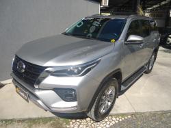 TOYOTA Hilux SW4 2.8 16V 4P SRX PLATINUM 4X4 7 LUGARES TURBO DIESEL AUTOMTICO