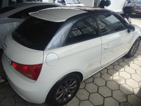 AUDI A1 1.2 16V TURBO S-TRONIC AUTOM�TICO, Foto 3