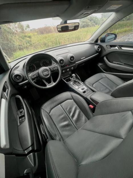AUDI A3 1.4 16V 4P TFSI ATTRACTION S-TRONIC AUTOM�TICO, Foto 6