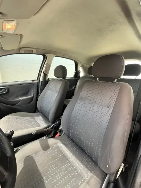 CHEVROLET Corsa Hatch 1.0 4P MAXX, Foto 7