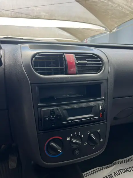 CHEVROLET Corsa Hatch 1.0 4P MAXX, Foto 8