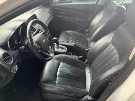 CHEVROLET Cruze Sedan 1.8 16V 4P LT ECOTEC FLEX AUTOMÁTICO, Foto 6 CHEVROLET Cruze Sedan 1.8 16V 4P LT ECOTEC FLEX AUTOMÁTICO, Foto 6