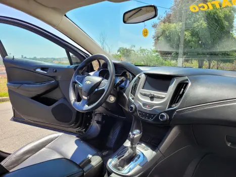 CHEVROLET Cruze Sedan 1.4 16V 4P LT FLEX TURBO AUTOMTICO, Foto 9