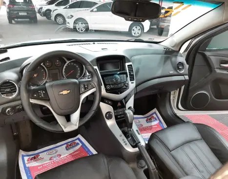 CHEVROLET Cruze Sedan 1.8 16V 4P LT ECOTEC FLEX AUTOMTICO, Foto 5