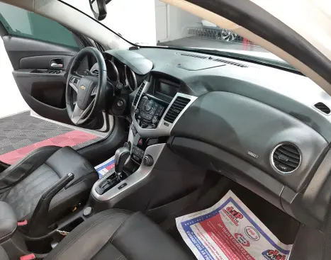 CHEVROLET Cruze Sedan 1.8 16V 4P LT ECOTEC FLEX AUTOMTICO, Foto 8