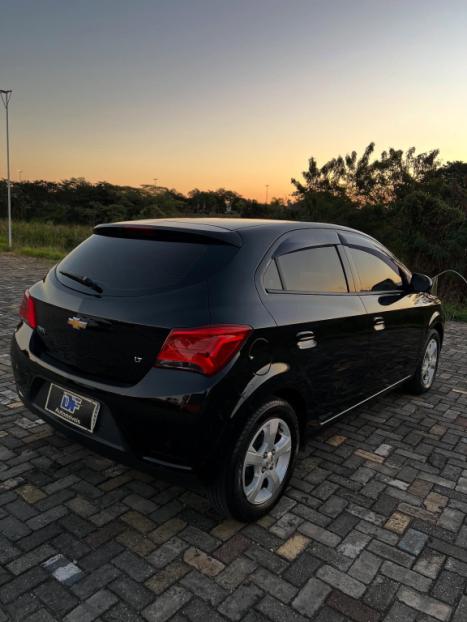 CHEVROLET Onix Hatch 1.4 4P FLEX LT AUTOMTICO, Foto 4