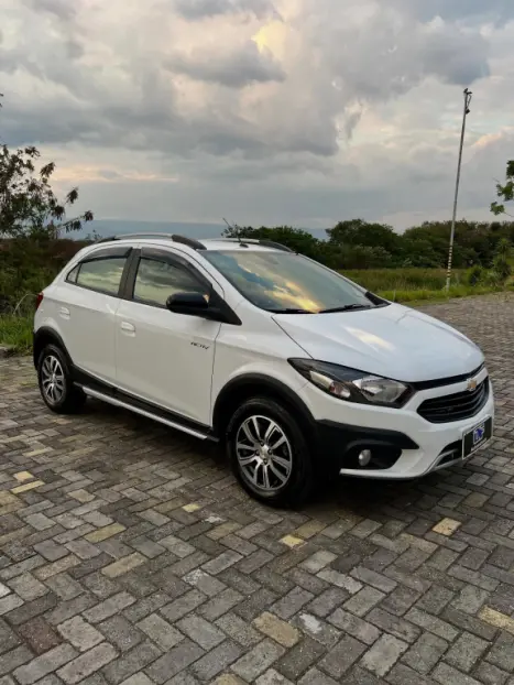 CHEVROLET Onix Hatch 1.4 4P FLEX ACTIV, Foto 1