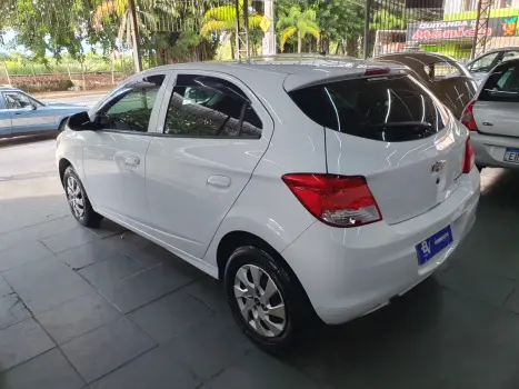 CHEVROLET Onix Hatch 1.0 4P FLEX LT, Foto 6