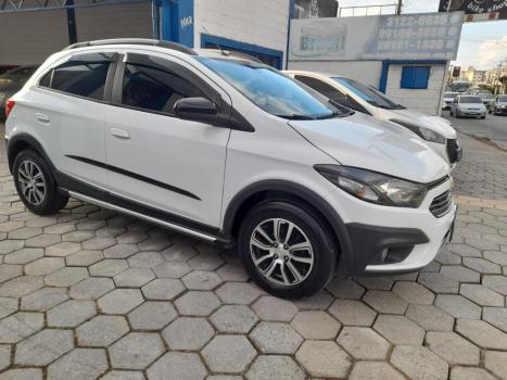 CHEVROLET Onix Hatch 1.4 4P FLEX ACTIV AUTOM�TICO, Foto 4