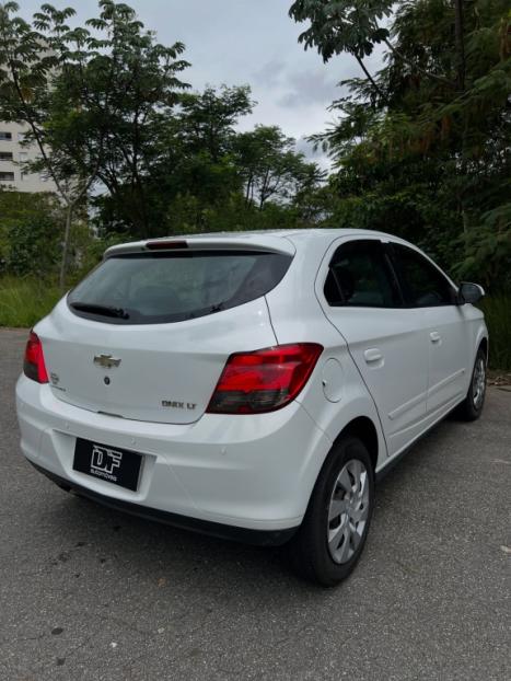 CHEVROLET Onix Hatch 1.4 4P FLEX LT, Foto 8
