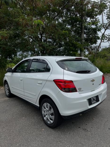 CHEVROLET Onix Hatch 1.4 4P FLEX LT, Foto 9