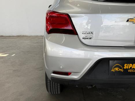 CHEVROLET Onix Hatch 1.4 4P FLEX LT, Foto 5