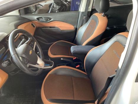 CHEVROLET Onix Hatch 1.4 4P FLEX ACTIV AUTOM�TICO, Foto 5