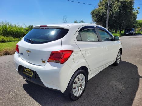 CHEVROLET Onix Hatch 1.4 4P FLEX LT, Foto 4