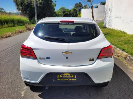 CHEVROLET Onix Hatch 1.4 4P FLEX LT, Foto 5