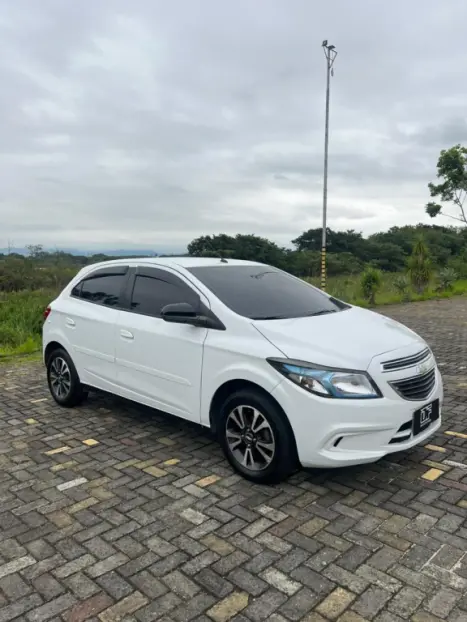 CHEVROLET Onix Hatch 1.4 4P FLEX LTZ, Foto 1