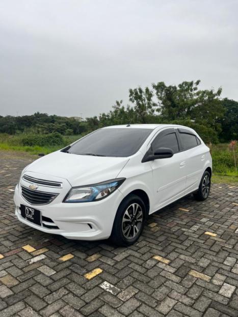 CHEVROLET Onix Hatch 1.4 4P FLEX LTZ, Foto 5