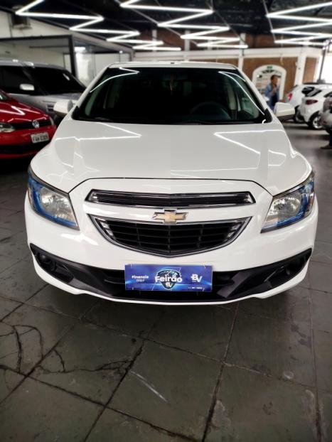 CHEVROLET Onix Hatch 1.4 4P FLEX LT, Foto 2