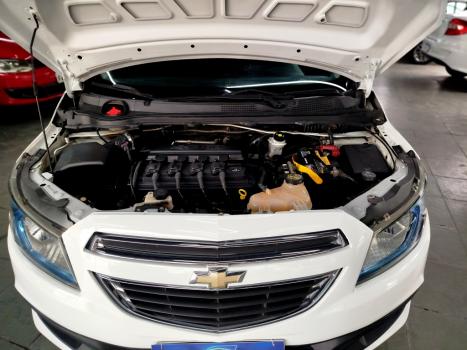 CHEVROLET Onix Hatch 1.4 4P FLEX LT, Foto 3