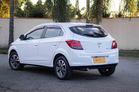 CHEVROLET Onix Hatch 1.4 4P FLEX LTZ, Foto 6