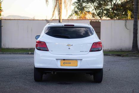 CHEVROLET Onix Hatch 1.4 4P FLEX LTZ, Foto 7