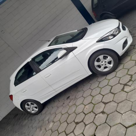 CHEVROLET Onix Hatch 1.4 4P FLEX LT, Foto 5