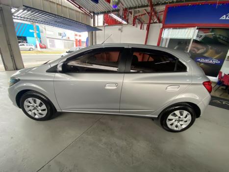 CHEVROLET Onix Hatch 1.4 4P FLEX LT, Foto 9