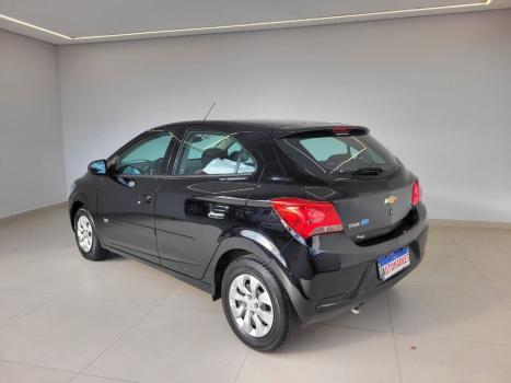 CHEVROLET Onix Hatch 1.0 4P FLEX LT, Foto 5