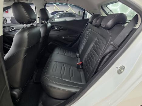 CHEVROLET Onix Hatch 1.4 4P FLEX LTZ AUTOM�TICO, Foto 18
