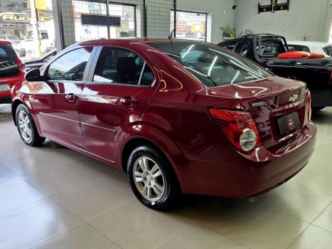 CHEVROLET Sonic Sedan 1.6 16V 4P LT FLEX AUTOM�TICO, Foto 3