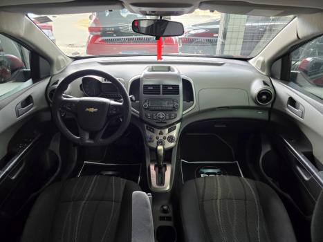 CHEVROLET Sonic Sedan 1.6 16V 4P LT FLEX AUTOM�TICO, Foto 6