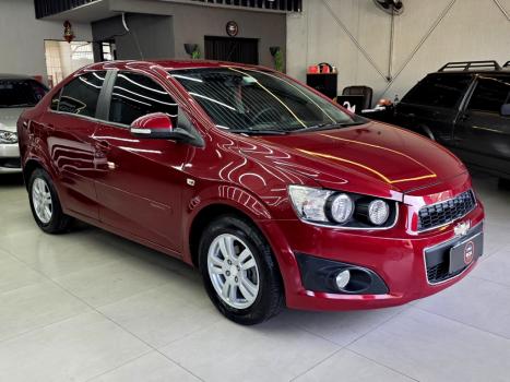 CHEVROLET Sonic Sedan 1.6 16V 4P LT FLEX AUTOM�TICO, Foto 9