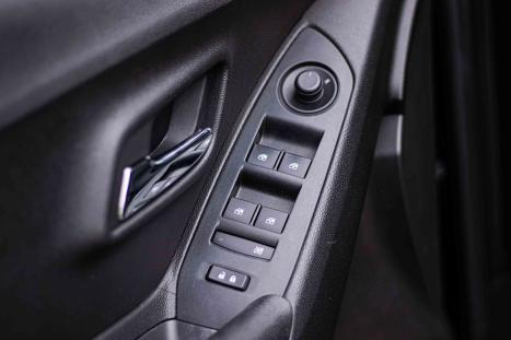 CHEVROLET Tracker 1.0 12V FLEX TURBO MIDNIGHT AUTOM�TICO, Foto 20