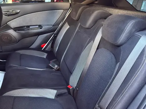 FIAT Bravo 1.8 16V 4P FLEX SPORTING DUALOGIC AUTOMATIZADO, Foto 13