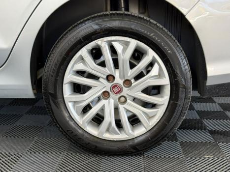 FIAT Cronos 1.8 4P FLEX DRIVE AUTOM�TICO, Foto 5