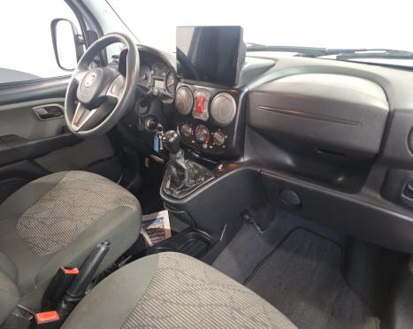 FIAT Doblo 1.8 16V 4P FLEX ESSENCE 7 LUGARES, Foto 12