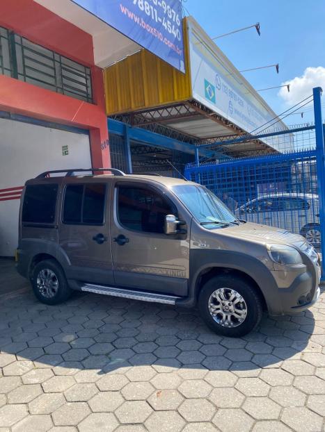 FIAT Doblo 1.8 16V 4P FLEX ADVENTURE XINGU, Foto 2