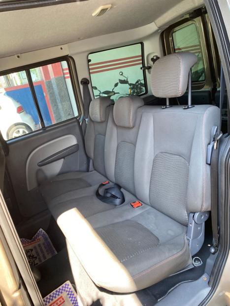 FIAT Doblo 1.8 16V 4P FLEX ADVENTURE XINGU, Foto 6
