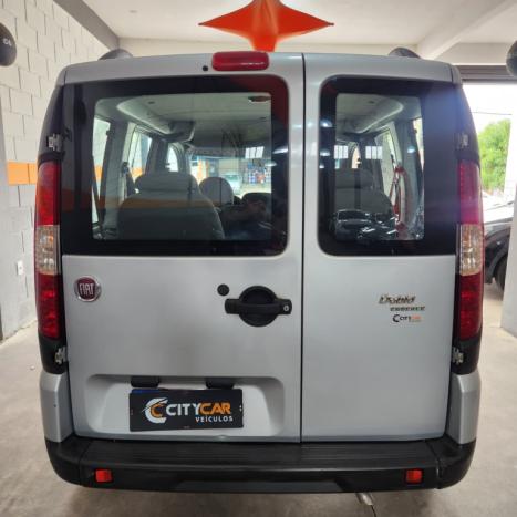 FIAT Doblo 1.8 16V 4P FLEX ESSENCE 7 LUGARES, Foto 6
