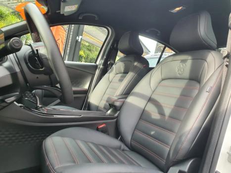 FIAT Fastback 1.3 16V 4P FLEX ABARTH TURBO 270 AUTOM�TICO, Foto 10