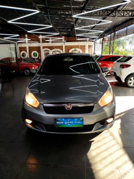 FIAT Grand Siena 1.6 16V 4P FLEX ESSENCE DUALOGIC AUTOMATIZADO, Foto 6