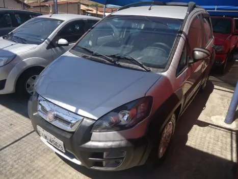 FIAT Idea 1.8 16V 4P ADVENTURE FLEX, Foto 2 FIAT Idea 1.8 16V 4P ADVENTURE FLEX, Foto 2