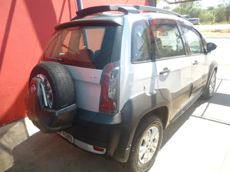 FIAT Idea 1.8 16V 4P ADVENTURE FLEX, Foto 3 FIAT Idea 1.8 16V 4P ADVENTURE FLEX, Foto 3