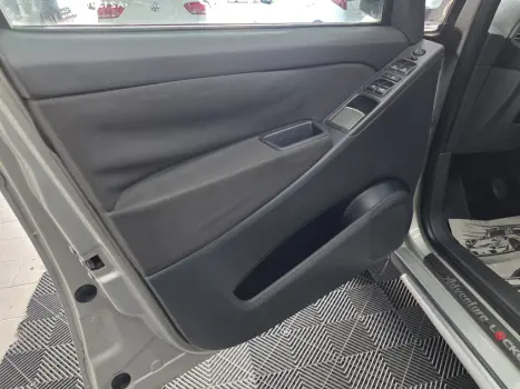 FIAT Idea 1.8 16V 4P ADVENTURE FLEX, Foto 15