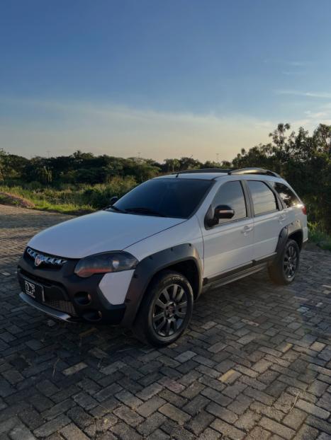 FIAT Palio Weekend 1.8 4P FLEX ADVENTURE, Foto 2