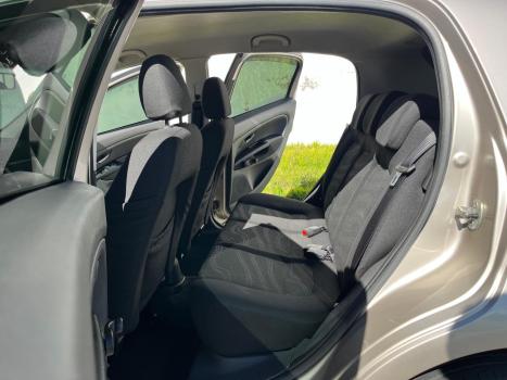 FIAT Punto 1.4 4P ELX FLEX, Foto 8