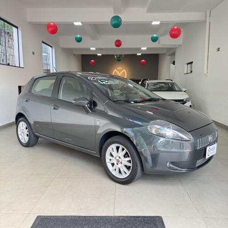 FIAT Punto 1.4 4P FLEX ATTRACTIVE ITALIA, Foto 1