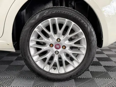 FIAT Punto 1.6 16V 4P ESSENCE FLEX, Foto 8