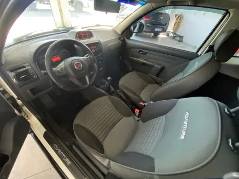 FIAT Strada 1.8 ADVENTURE CABINE ESTENDIDA, Foto 4